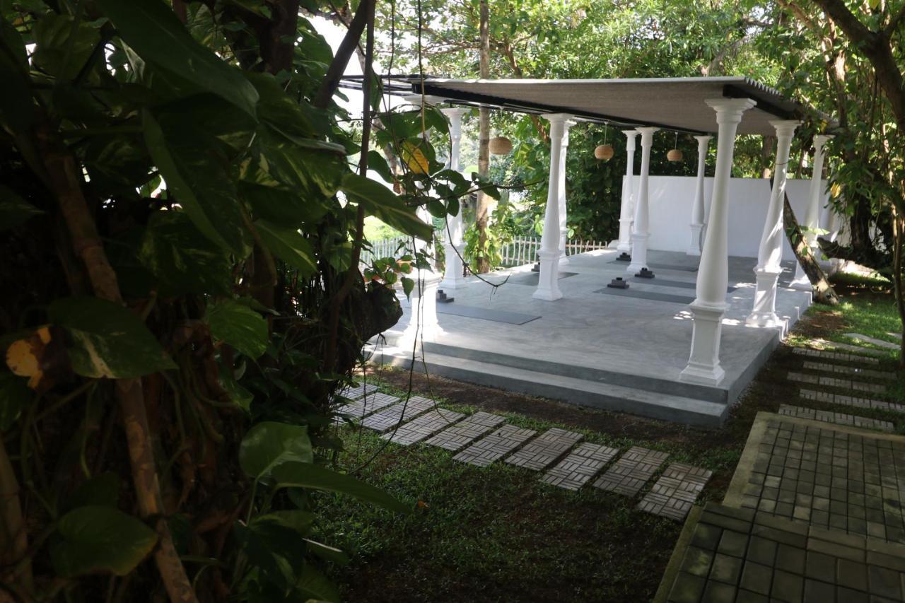 Lake House Hikka Hikkaduwa Exterior foto
